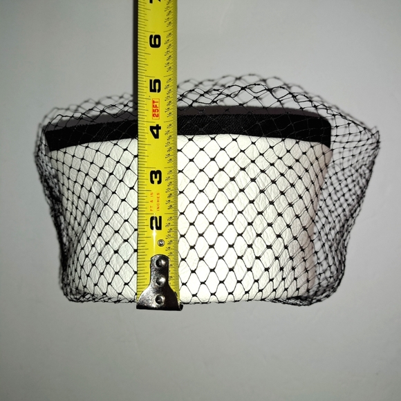 Vtg ladies pill box hat, white black , veil netting, Union Made, made in USA main image 6